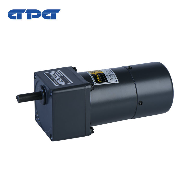 Moteur à engrenages CA classé IP44 avec une vitesse d'entrée de 1400-1700 tr/min et une résistance à l'isolation de 100 MΩ min