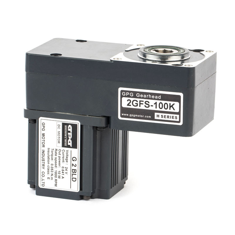 Moteur à engrenages CA classé IP44 avec une vitesse d'entrée de 1400-1700 tr/min et une résistance à l'isolation de 100 MΩ min